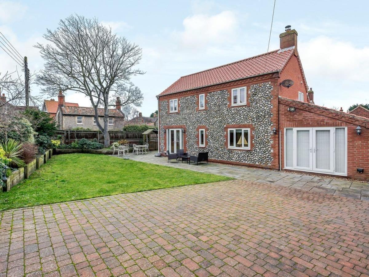 Corner House Cromer Exterior photo