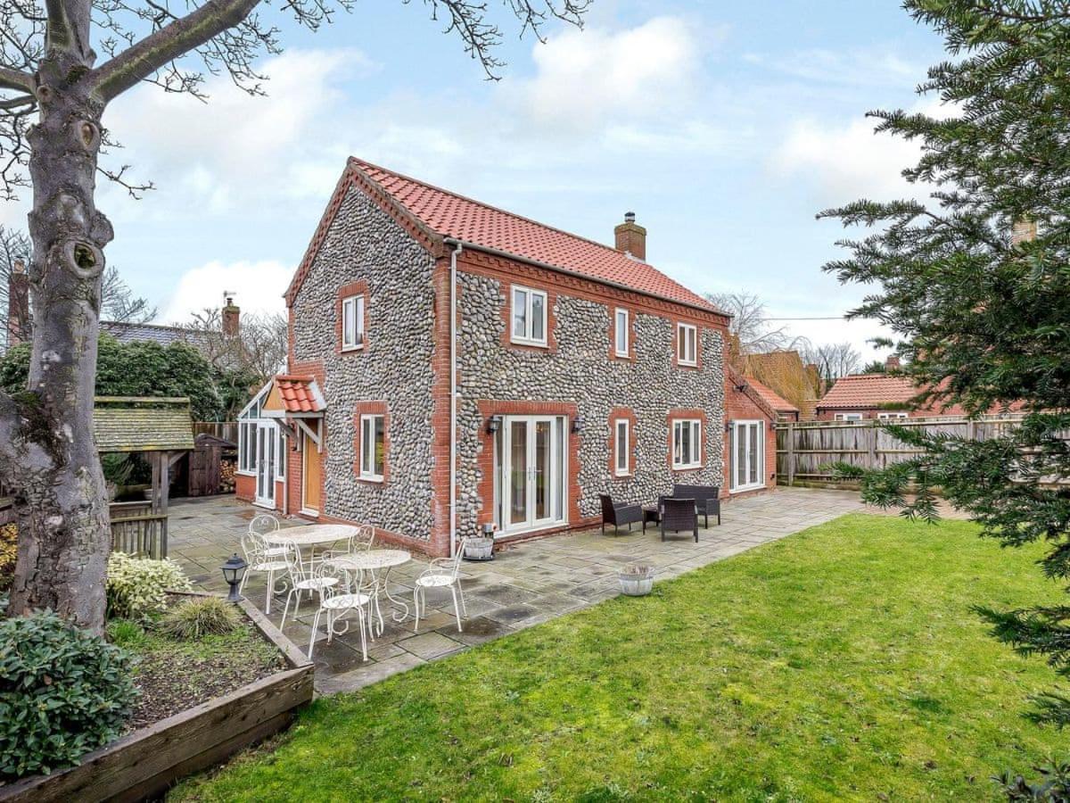 Corner House Cromer Exterior photo